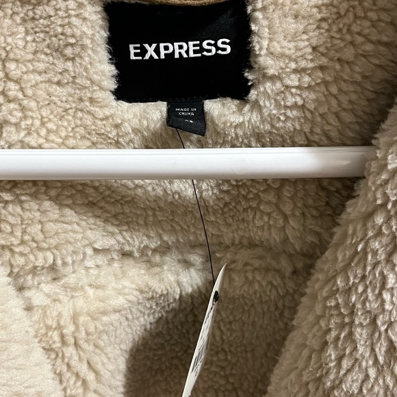 Bomber Jacket - Picture 5 of 6